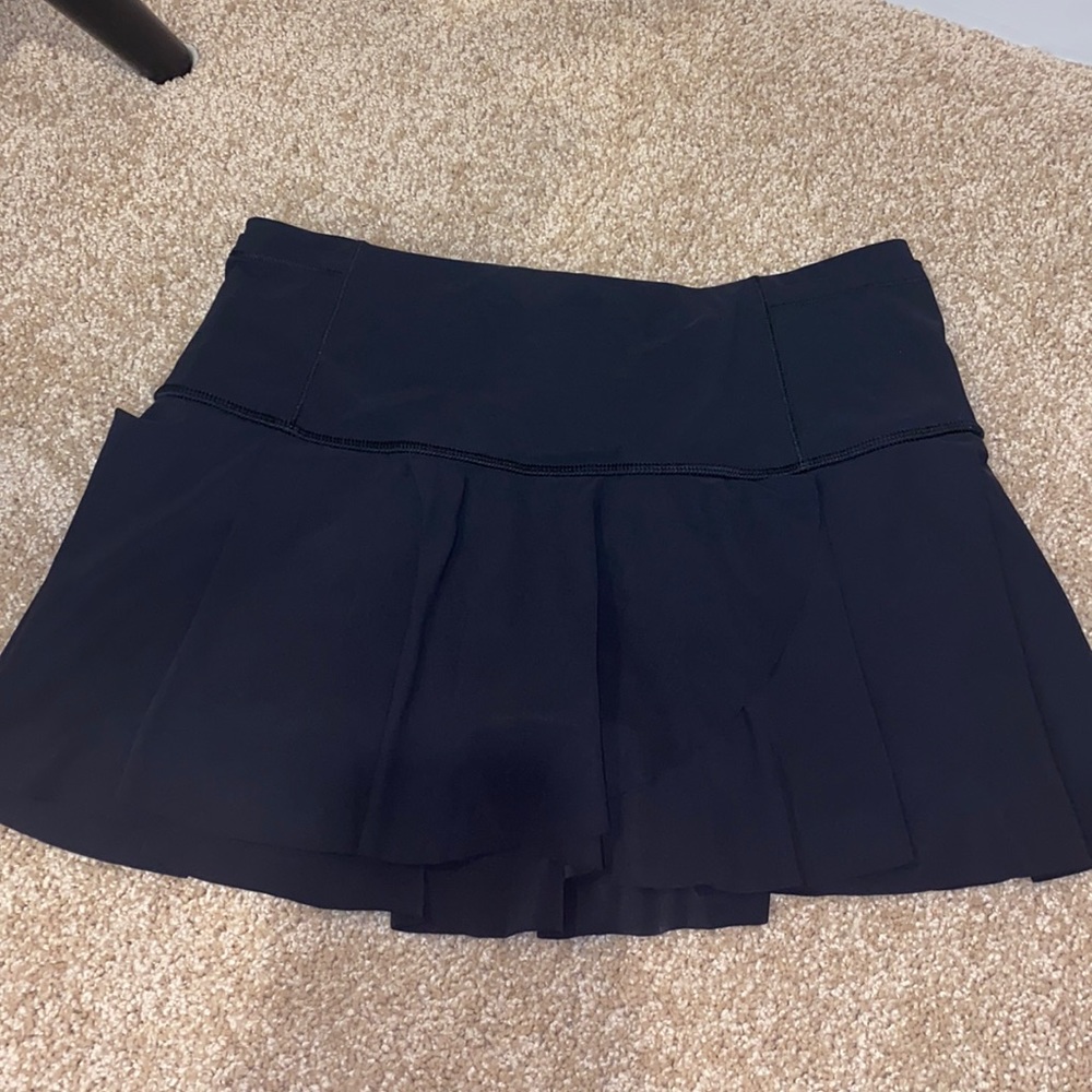 Lululemon hit your stride tennis skirt size 6